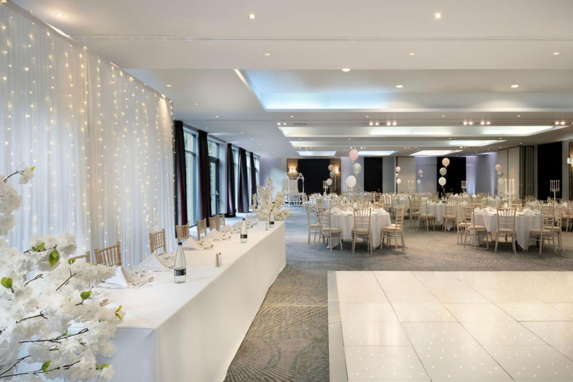 Delta Hotels By Marriott Nottingham Belfry Extérieur photo