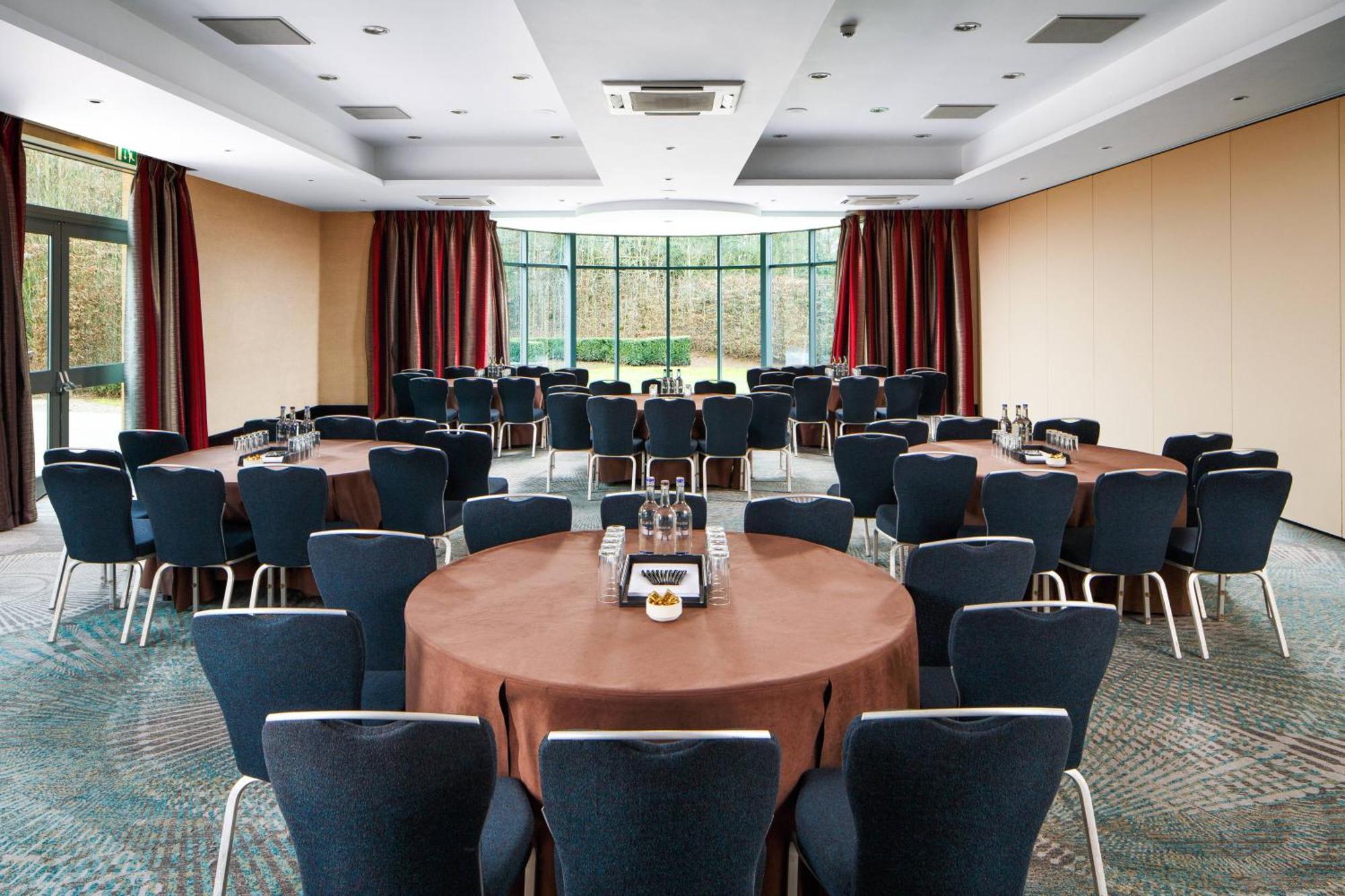 Delta Hotels By Marriott Nottingham Belfry Extérieur photo