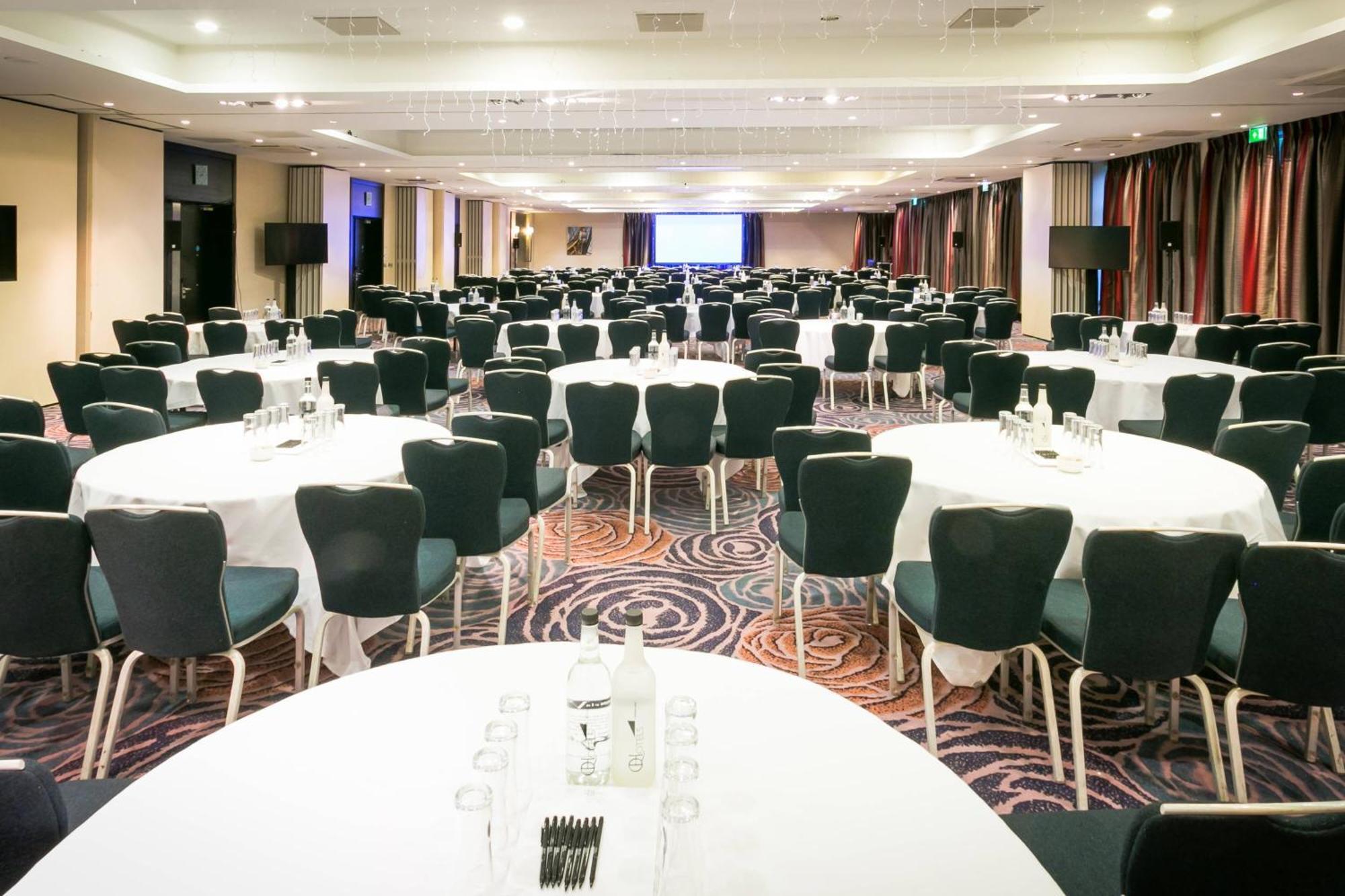 Delta Hotels By Marriott Nottingham Belfry Extérieur photo